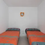 Spacious 2Br Bungalow Private Solarium & Pool