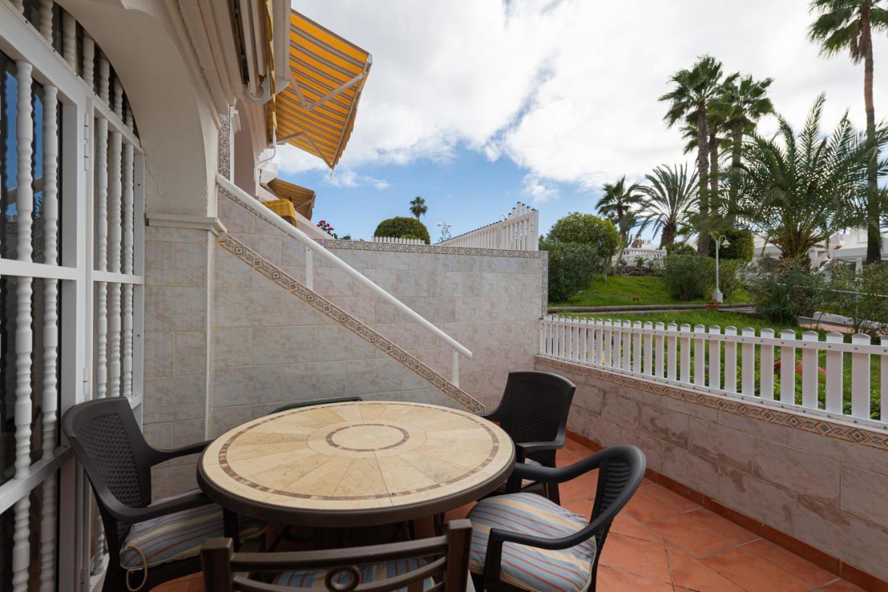 Ferienhaus Spacious 2br Bungalow Private Solarium & Pool *